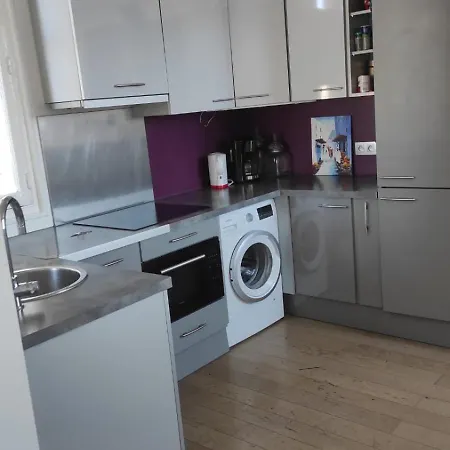 Love hotel De Standing A Paris